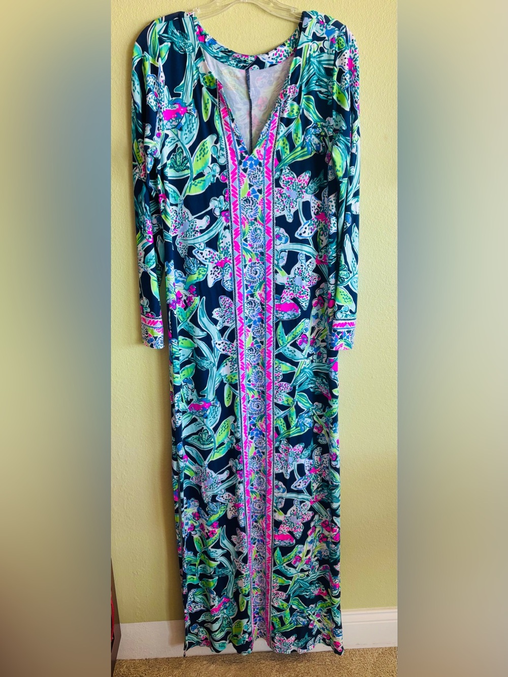 Lilly Pulitzer Women's UPF 50+ Faye Maxi Dress Size: Medium - Picture 2 of 7